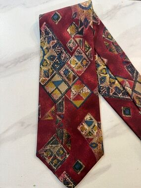 Christian Dior Authentic Vintage Men's Burgundy Geometric Print Silk Tie